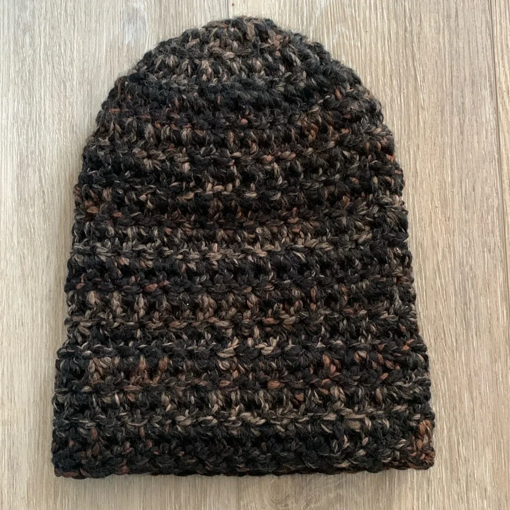 New Chunky Wool Apres Crochet Beanie Black Brown